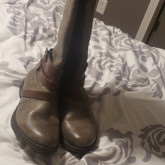 Soda Riding Boots - Picture 3 of 5